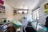 Instapklare half open bebouwing met drie slaapkamers en zuidgericht tuintje. 13