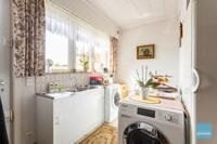 Zeer ruime villa met garage en grote tuin te Dendermonde. 15