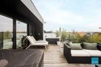 Perfect gelegen commerciële ruimte + prachtig appartement. 42