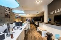 Perfect gelegen commerciële ruimte + prachtig appartement. 4